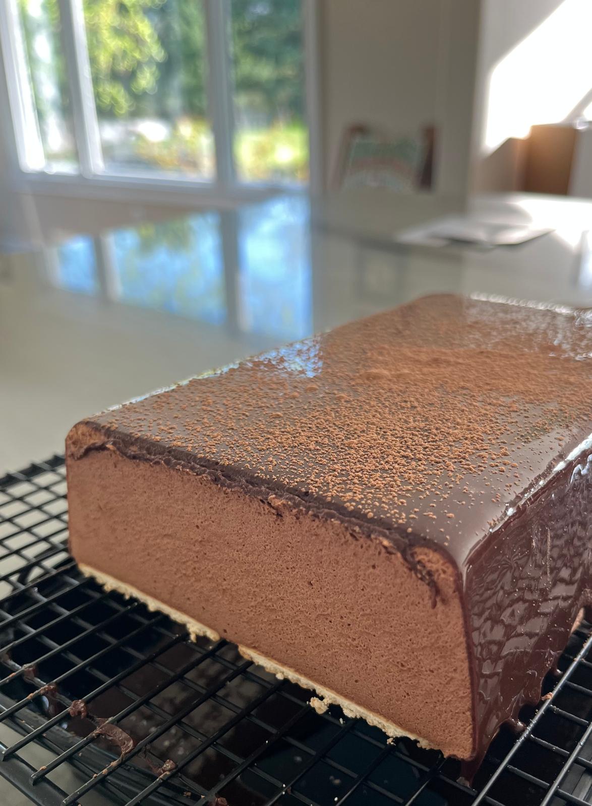 Chocolate mousse cake